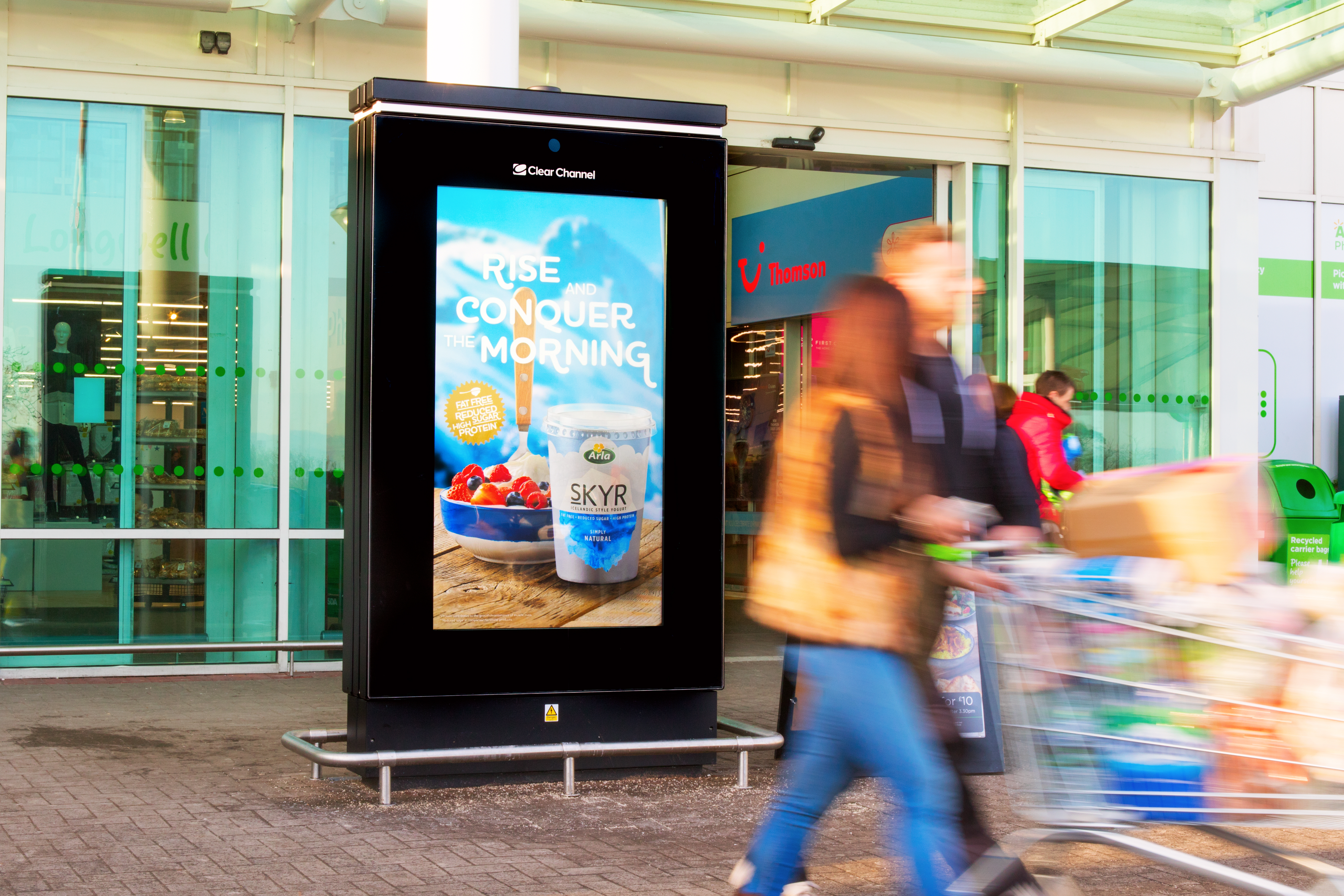 Brightening up those January morning blues, @Skyr_Icelandic looking great on Asda Live! #DOOH
