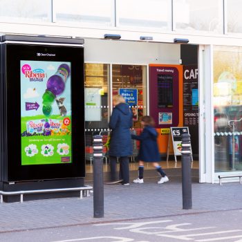 Perfect for mums (and mini people), @RibenaUK gets the juices flowing on SainsburyÔÇÖs Live! #DOOH